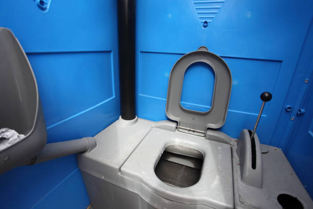 Best Portable restroom trailer rental  in Reform, AL